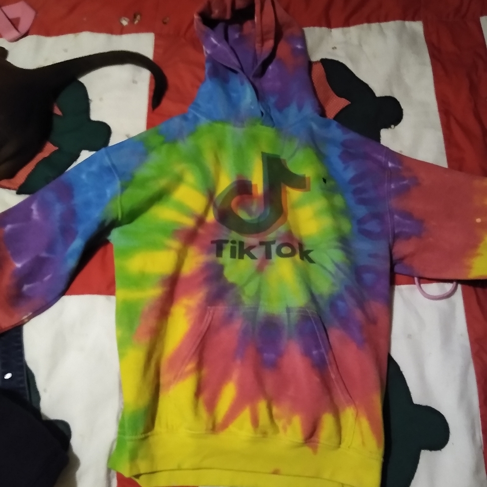 Til tok hoodie